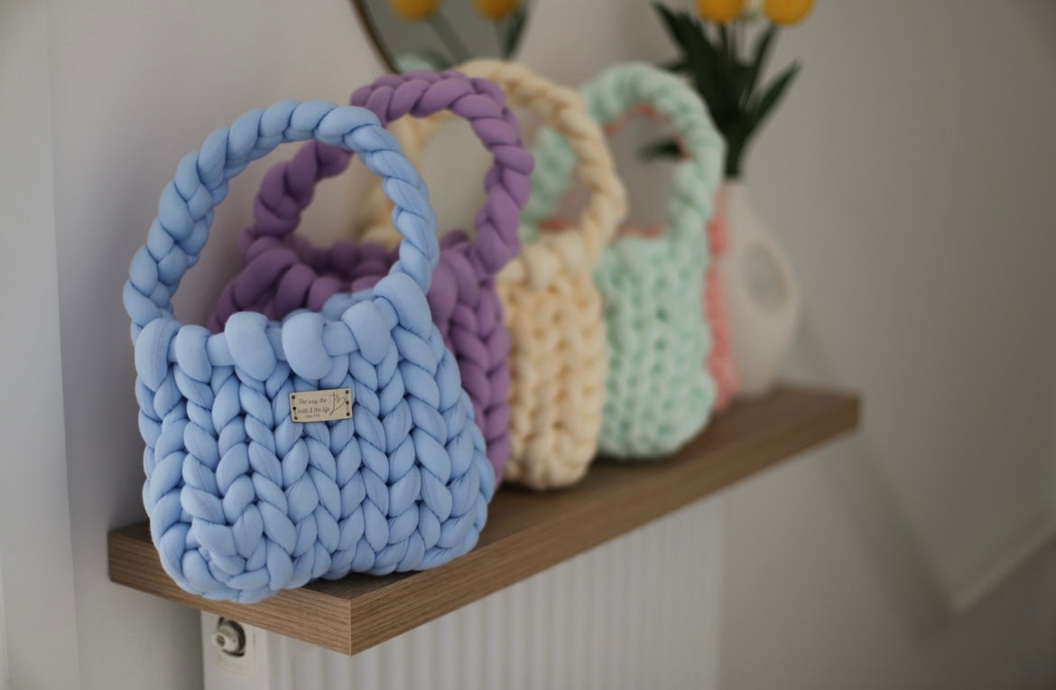 Chunky Crocheted Handbag